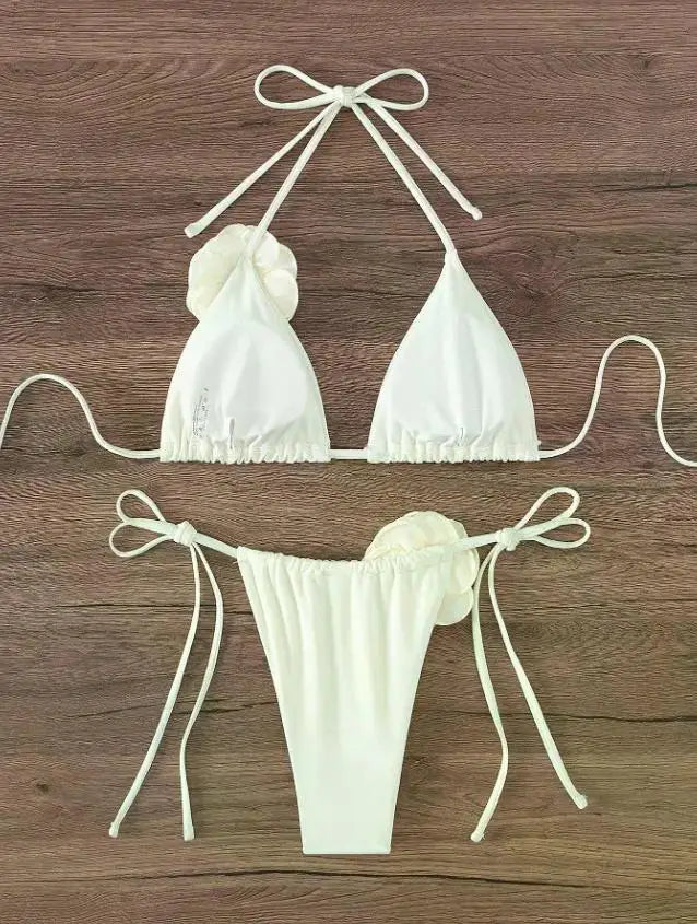 Seksowne bikini z kwiatami