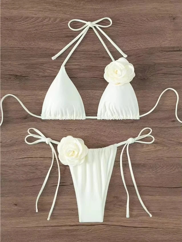 Seksowne bikini z kwiatami