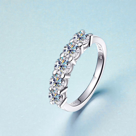 Luksusowy Pierścionek Aiternity Eternity z Moissanitem Próby S925 – Certyfikat GRA